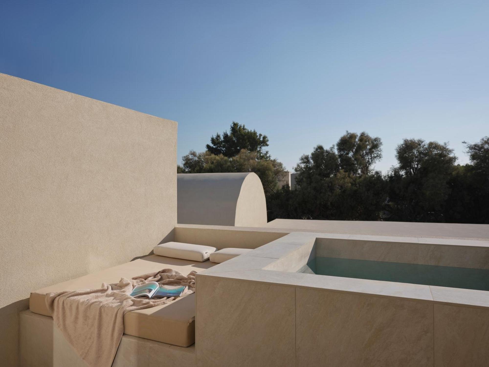 Heyday Luxury Suites 페리사 외부 사진