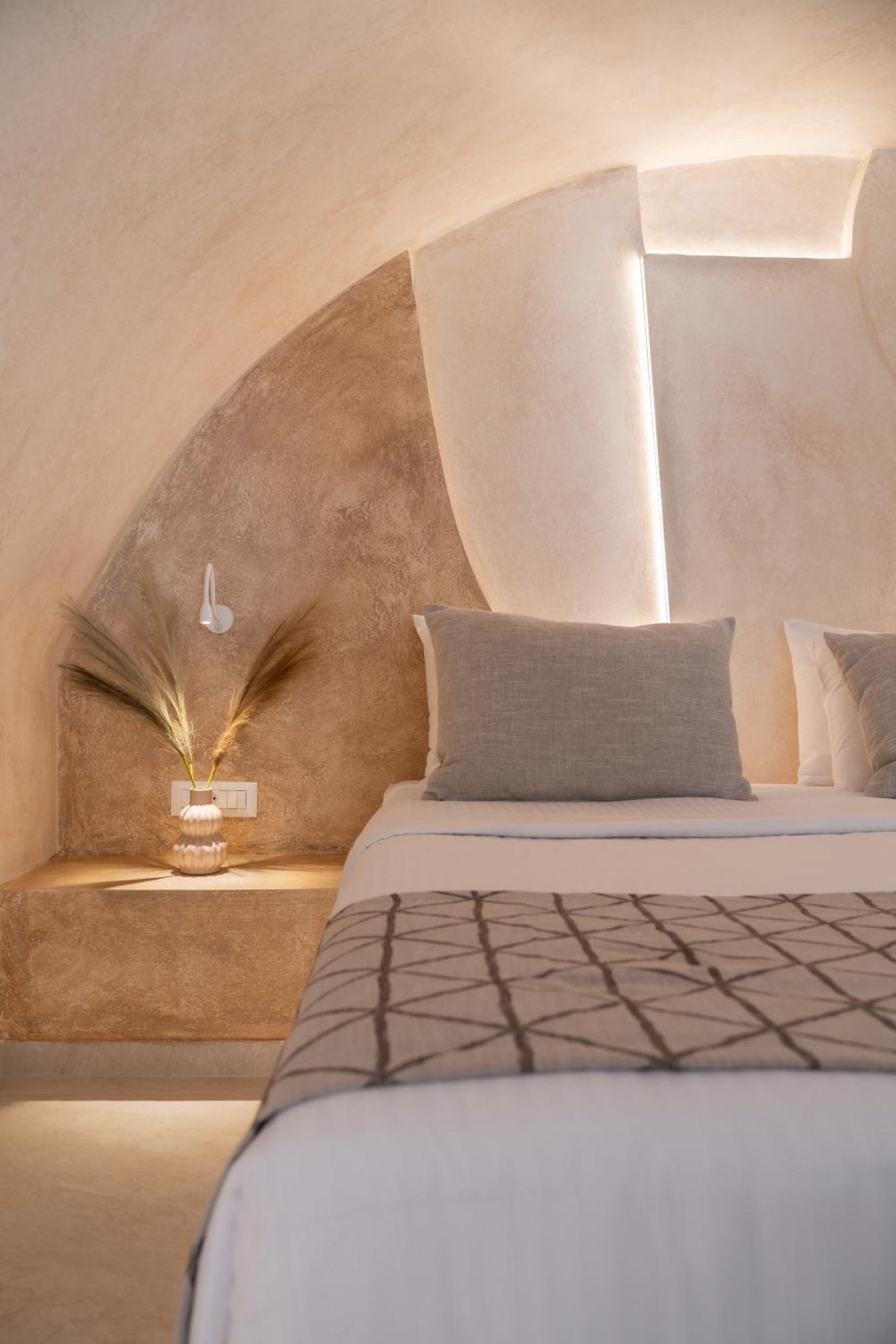 Heyday Luxury Suites 페리사 외부 사진