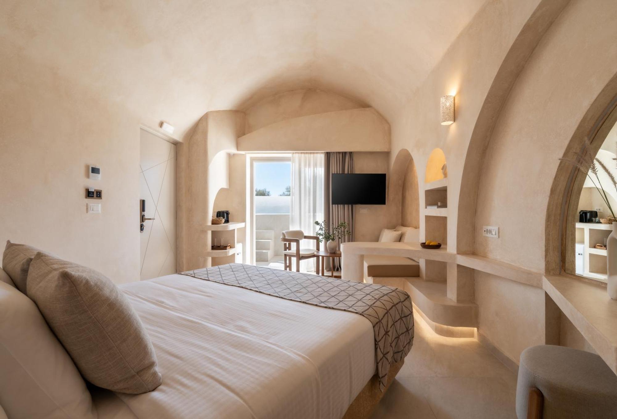 Heyday Luxury Suites 페리사 외부 사진