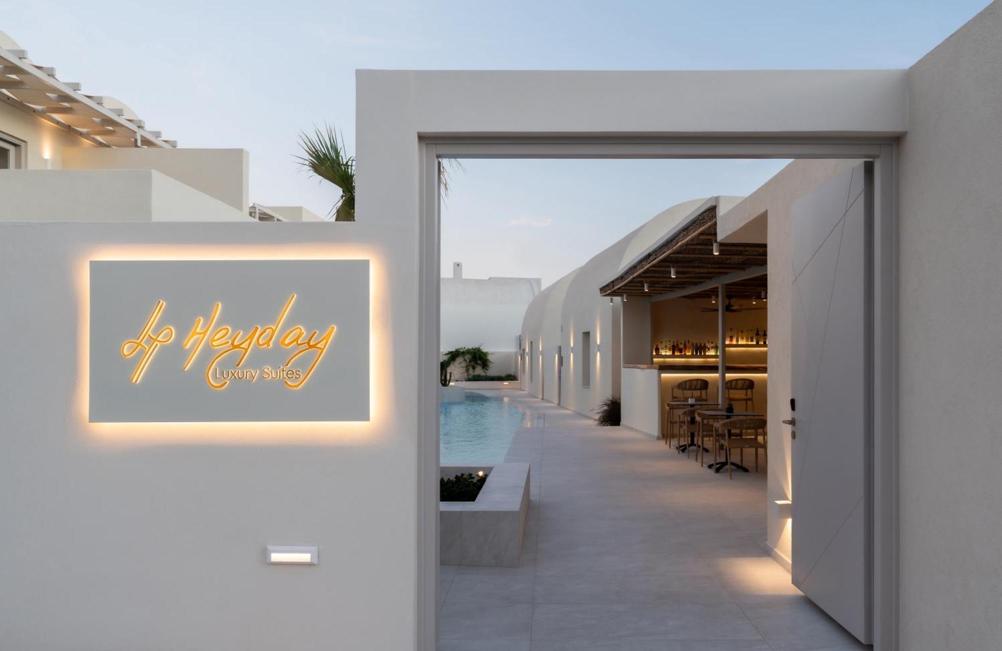 Heyday Luxury Suites 페리사 외부 사진